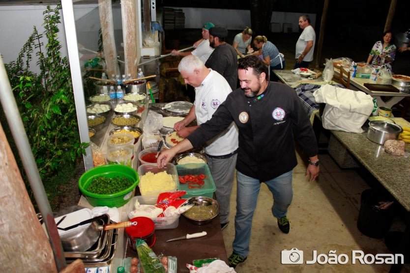 Pizzada Brinquedo Solidário